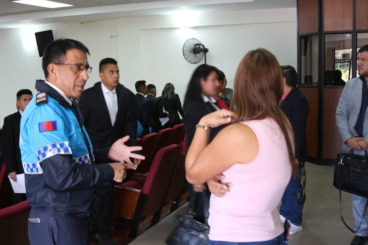 Cuerpo de Agentes de Control Metropolitano tweet media