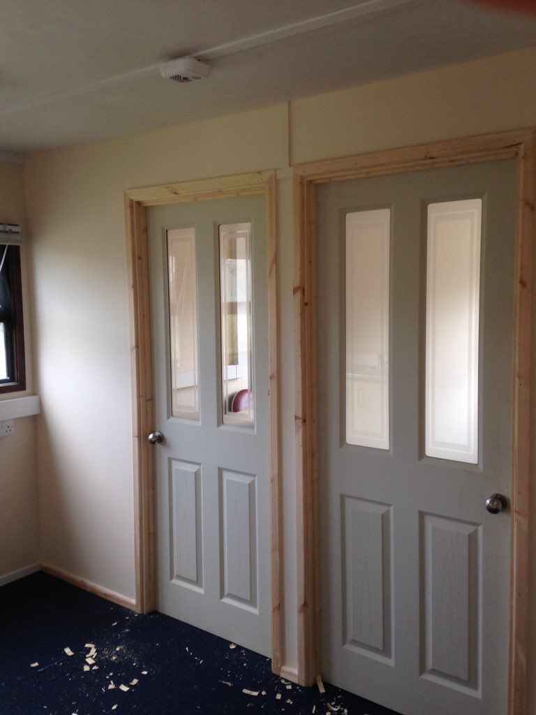 WolfContractors's tweet photo. A client needed a portacabin splitting in to separate offices, also the installation of a small kitchen. #contractor #contractors #kitchen #building #plymouth #devon #Cornwall https://t.co/69nYfA13zH