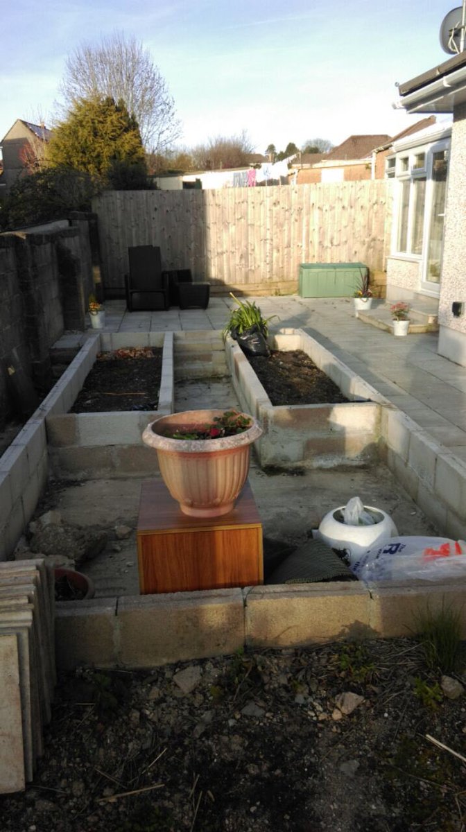 WolfContractors's tweet photo. A domestic client moved house and wanted to change this space in to something usable. #homeimprovement #home #garden #decking #fencing #contractor #Contractors #plymouth #devon #cornwall https://t.co/aqAf9trwGF