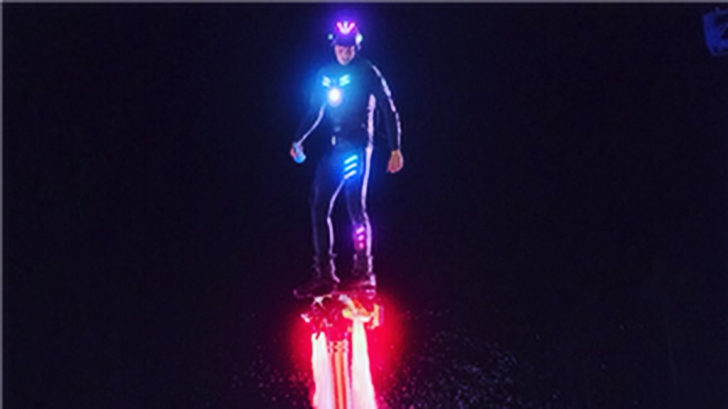 Liquid2016's tweet photo. #glowbright #cirqueshow #waterproof #custommade https://t.co/u8Z7PPXJQR