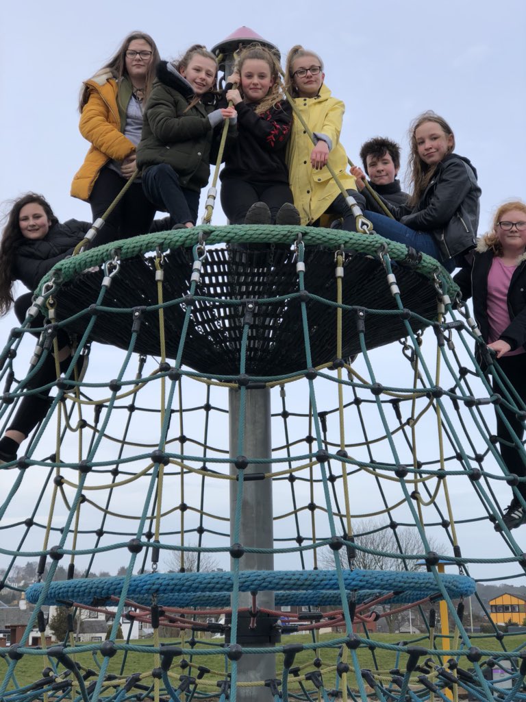 CHS_inclusion's tweet photo. These girls ... πWe walked 3 miles to the ferry in the cold, they worked in partners to find out facts about one another then played in the park as a group. Obviously we had to pop into @CostaCoffee for a hot choc π #PositiveProgressions #YoYP #CLDYouthWork π @Craigie_High https://t.co/tXLw6XUmyz