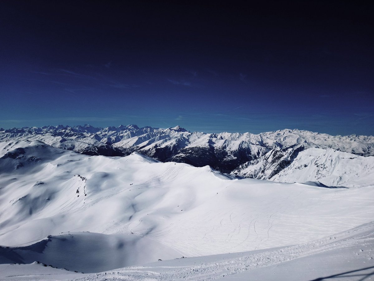 F4CZX's tweet photo. Dépannage à la pointe de la Masse par grand beau temps #menuires #sysoco #DMR https://t.co/WayEpvPr3T