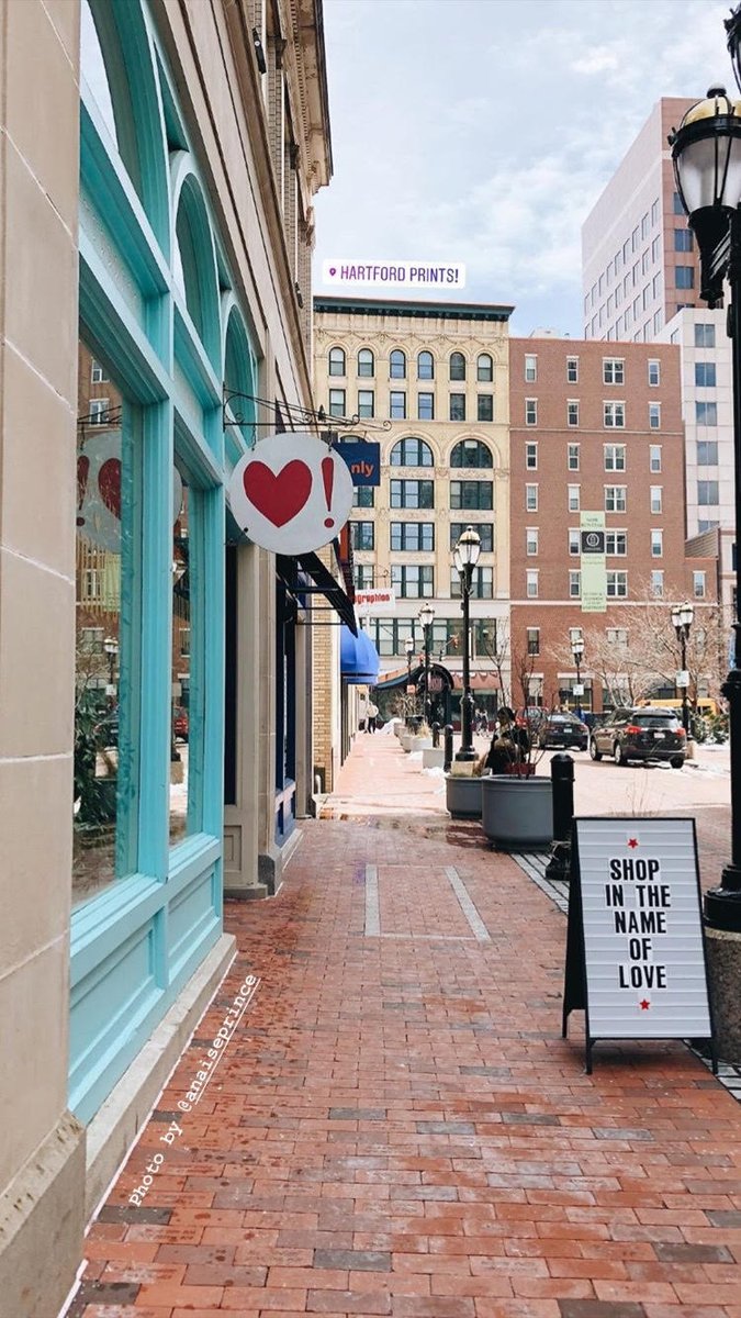 Shop in the name of love. <a href="/anaiseprince/">Anaise Prince</a> #hartford pic.x.com/wRY7MXTeFS
