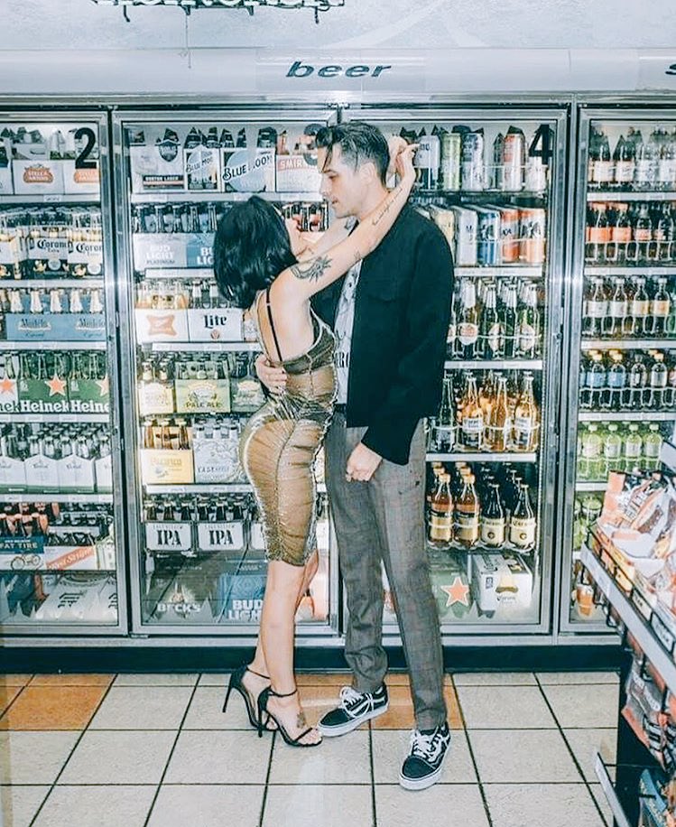 charlhansen's tweet photo. « we got that love, the crazy kind.» https://t.co/z19ODMUHMw