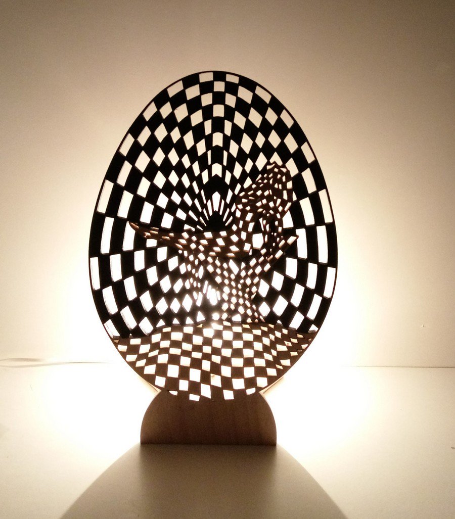 Lampaline59's tweet photo. Lampe en trompe l'oeil forme ovoïde représentant la silhouette d'une femme sur un chevalet.
#lampaline #creation #artisanat https://t.co/p4VHrSfUHF