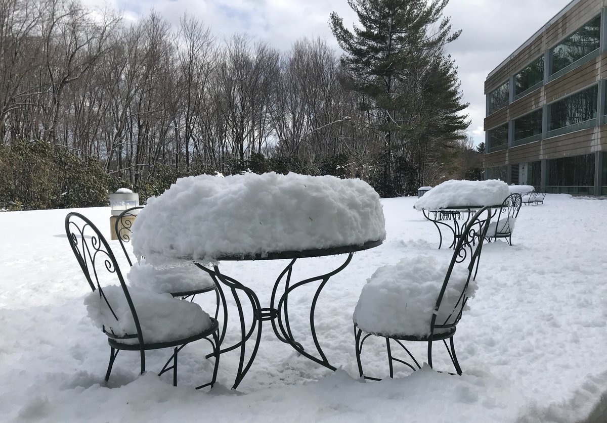 PerformancePOil's tweet photo. Final question:
Trevor Bayne races in sunny So Cal and @ThadMoffitt drives at the beach in the #PerformancePlus300
BUT how much snow did we get at our corporate HQ yesterday?
Answer in forms of tenths (e.g. 1.2 inches). One guess. Winner randomly chosen among correct answers. https://t.co/9r3KmRbbqr
