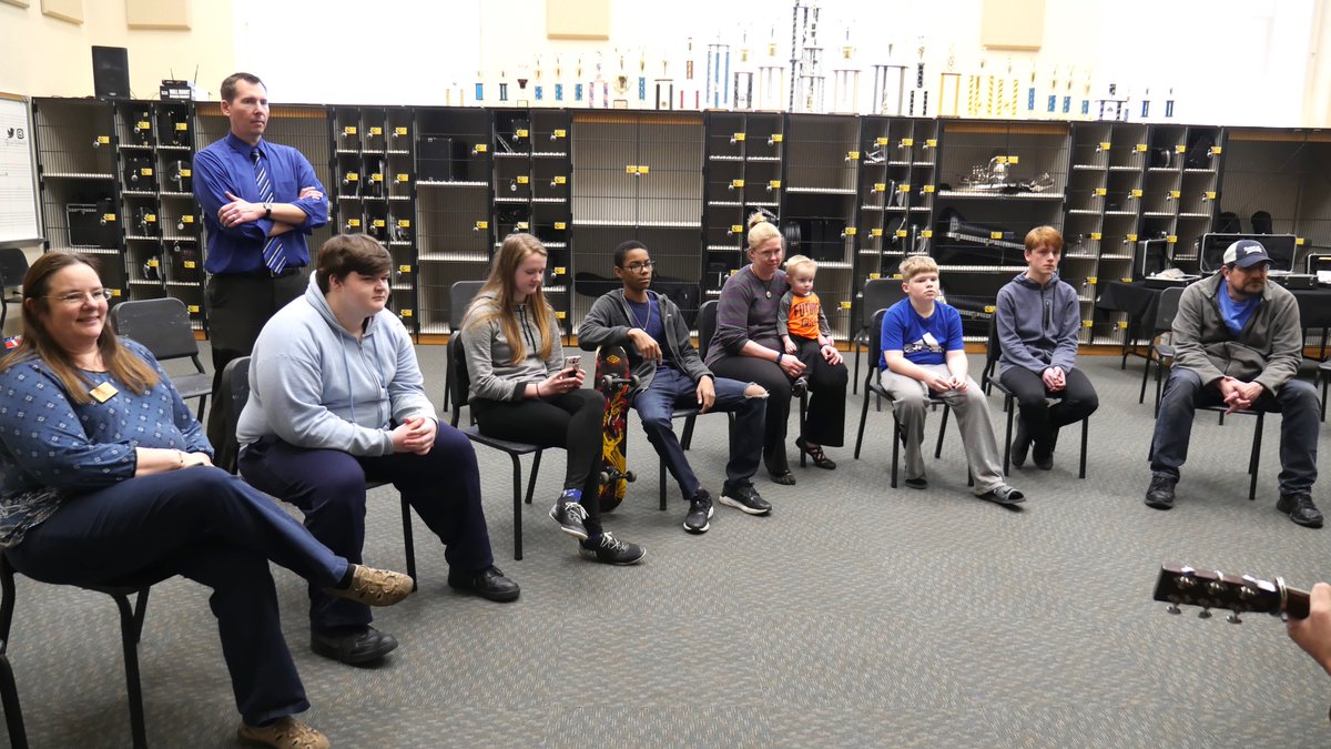 UCitySchools's tweet photo. Members of the Steep Canyon Rangers were at UCHS today to deliver several brand new band instruments courtesy of the CAN'D Aid Foundation. See full story on our Facebook Page. https://t.co/iTYLKJFUXH