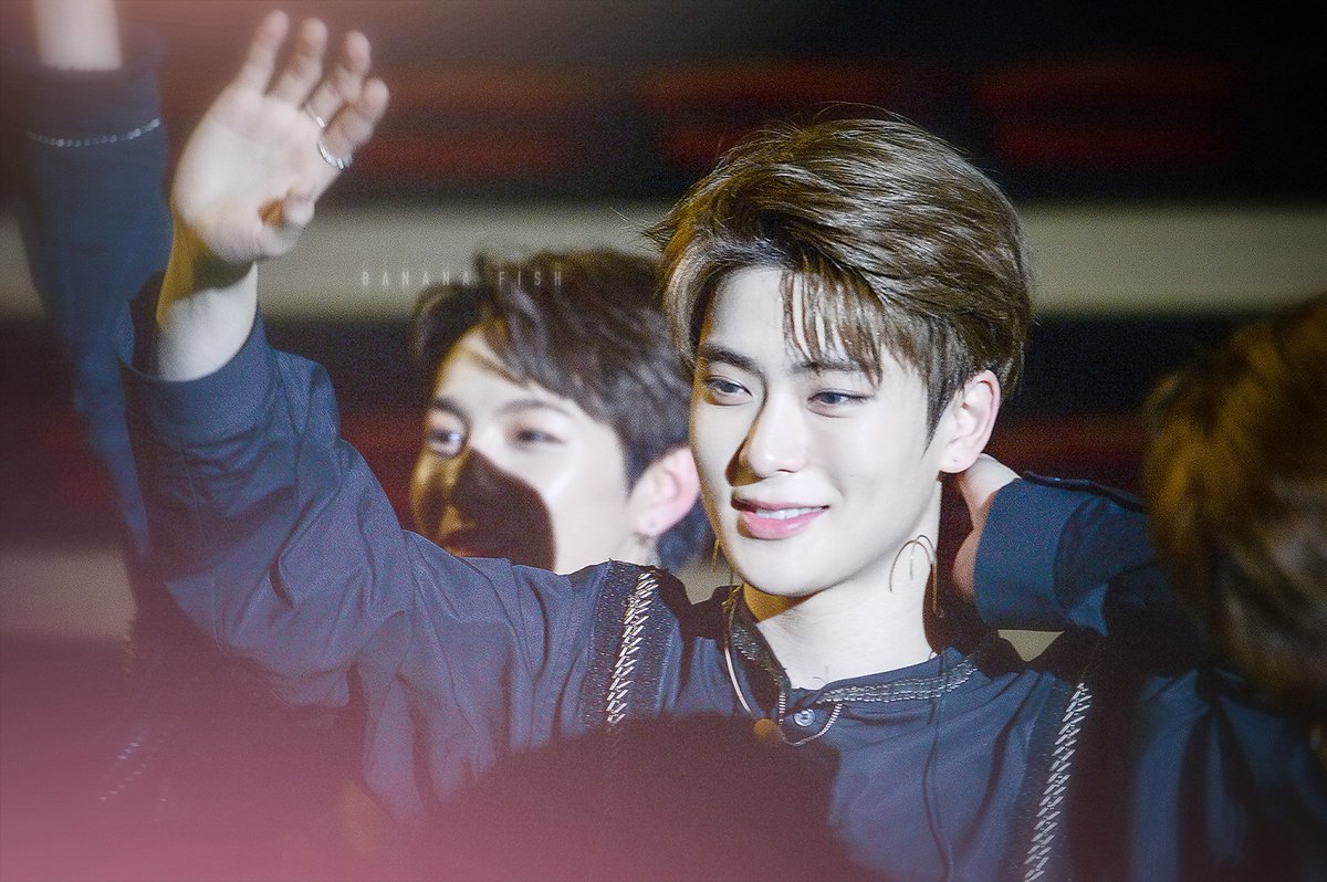 banana_fishxx's tweet photo. 180314 showcase
전곡 들으며 잠드는 삶. 행복하다..🍑
#NCT2018 #재현 #JAEHYUN
- https://t.co/roKKuAGaaK
