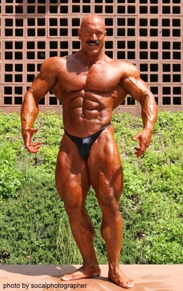 pacocutler's tweet photo. #RustyJeffers #symmetrical #muscular #aesthetic #probodybuilder #Masculine #gigantic #bodybuilder aka #CarlHardwick #master #maturemusclemen #gay #hotdaddy #ageisjustanumber #coltmodel https://t.co/sVdV5qzy2w