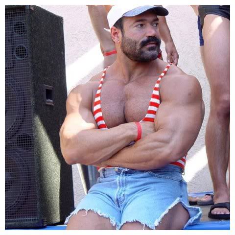 pacocutler's tweet photo. #RustyJeffers #symmetrical #muscular #aesthetic #probodybuilder #Masculine #gigantic #bodybuilder aka #CarlHardwick #master #maturemusclemen #gay #hotdaddy #ageisjustanumber #coltmodel https://t.co/sVdV5qzy2w
