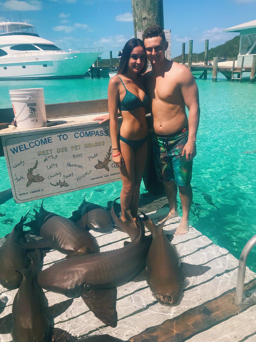 dylanhansen_'s tweet photo. fell in love with the Bahamas 🇧🇸 https://t.co/LyGSWdS8aB