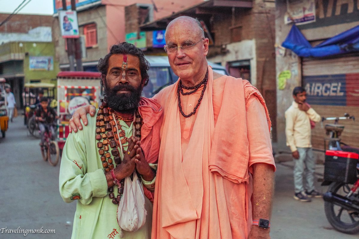 swamindradyumna's tweet image. Arrived in Vrindavan and visiting various sacred places to receive blessings before going to the west for preaching.  First stop - Radha Kunda - the topmost holy place in creation.