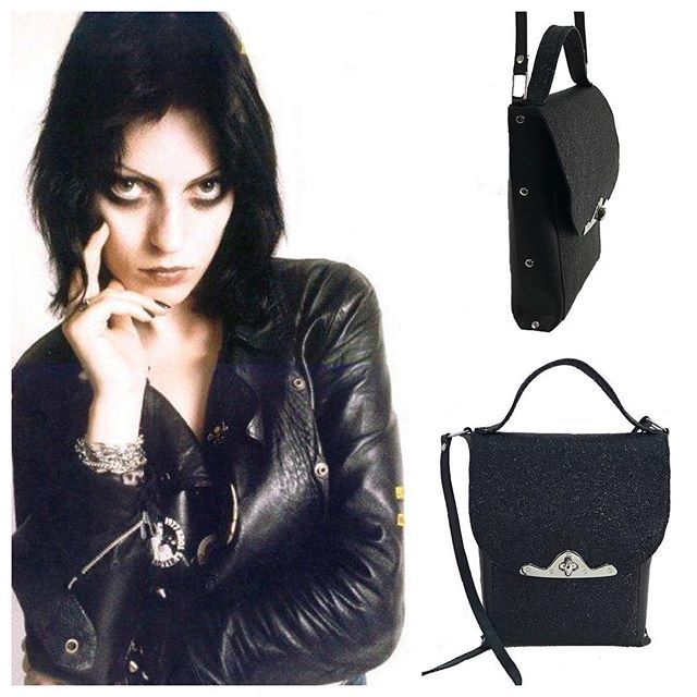🖤black leather babe🖤
-
-
-
New bags in the shop + online!
#gayeadvert #gayeblack #theadverts #blackleather #blackleatherbag #madeinbrooklyn #slowfashion #supportthemakers #shopsmall #shoplocal #greenpoint #brooklynfashion ift.tt/2pdjiET