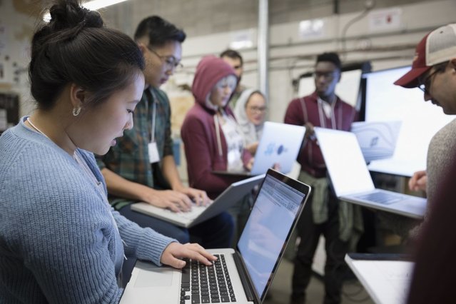 healeyc101's tweet photo. What Are #Millennials Willing to Give Up for Their Careers? (Infographic) https://t.co/6taPMMFeGl https://t.co/yVc6a9lM6g