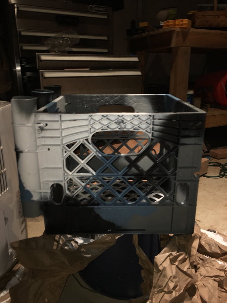 HayzieDayFarm's tweet photo. Here’s my new yak #FeelFree #Lure11.5 also the custom paint job on my crate #hummingbird #helix5 with DI rounds out the rig ready to get the kayak fishing tournament started https://t.co/keHmbir5A6