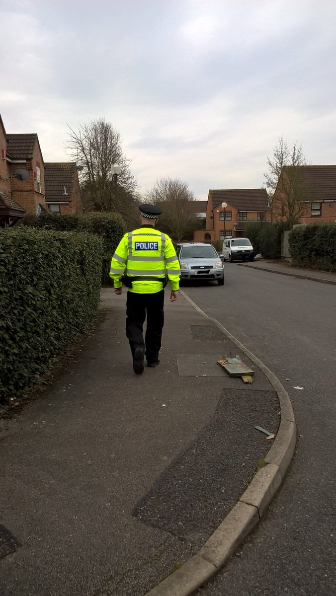tvp_mk's tweet photo. #MKSouthNHPT are still keeping an eye on Oldbrook after a number of burglaries in the area! 

If you see anything suspicious please report it to us. 

#Oldbrook #P2376 #P2420 https://t.co/AODKiEUWVb