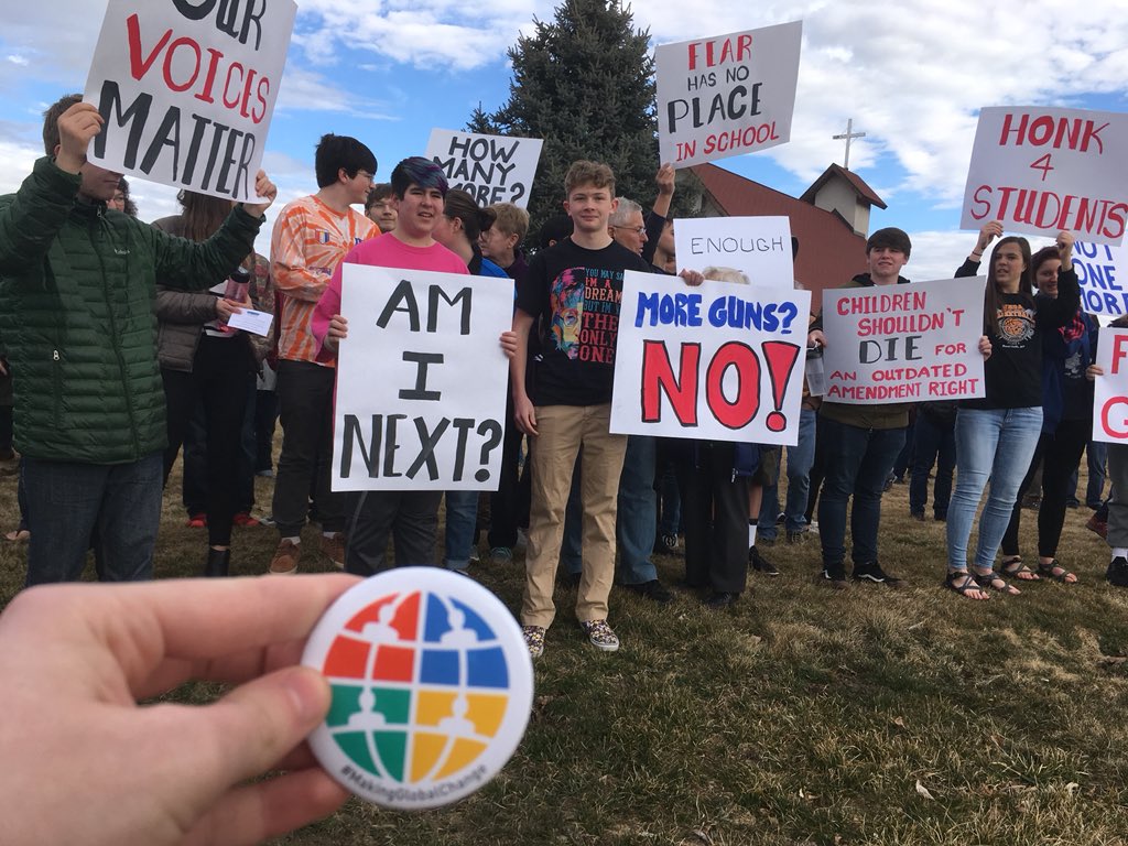 KimzeyLauren's tweet photo. HHS students using their #NASSPStudentVoice #MakingGlobalChange #Enough https://t.co/irQ9XTRX18
