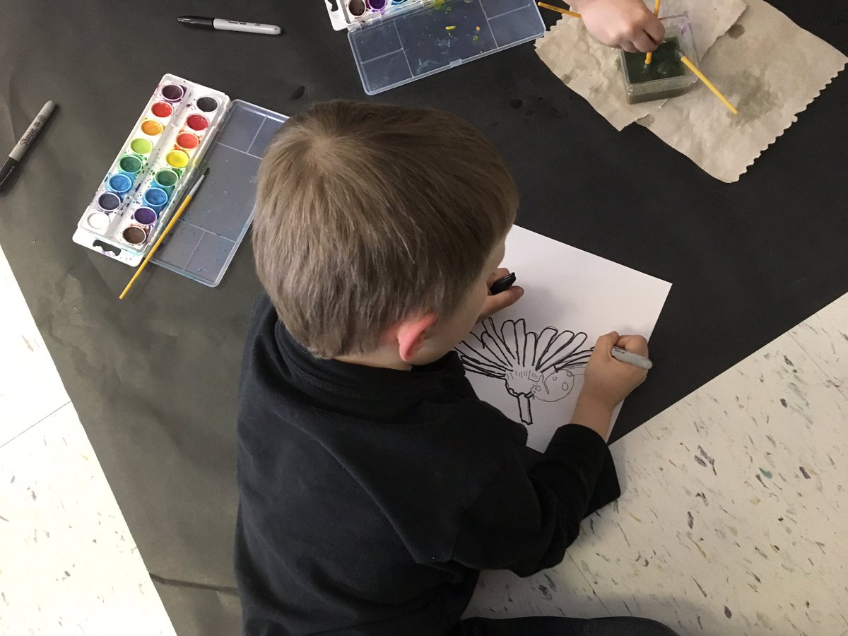 MsLevetosClass's tweet image. The weather may not feel like Spring but we are getting ready for next week! Created our own #ShadesOfSpring paint and used them to sketch &amp;amp; paint our spring paintings!