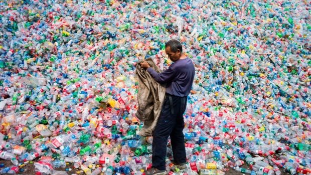 roickle's tweet photo. 93% of bottled water tested contained microplastics: Study
https://t.co/SLmYUR2Bu4 https://t.co/pmiC0EtSQm