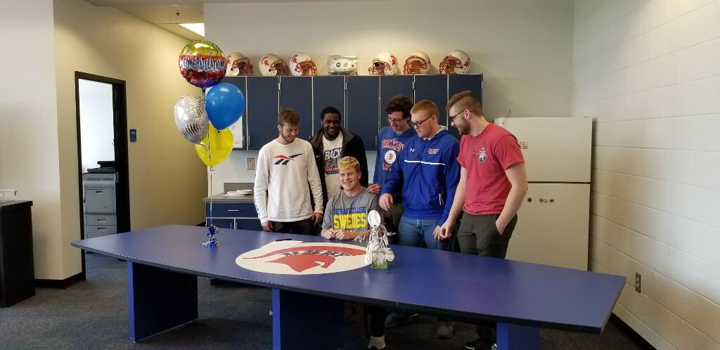 KorySoendker's tweet photo. Officially official. Can’t wait to play with the Swedes next year!! https://t.co/idyWWIz3SE