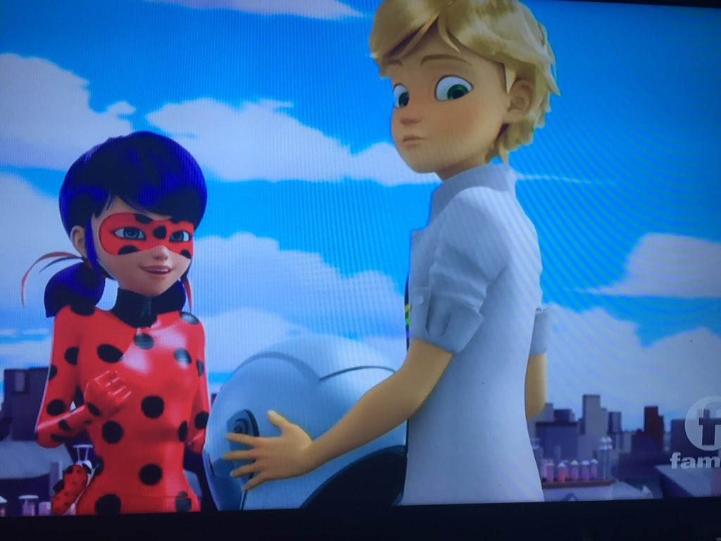 MLadybugirl's tweet image. (Spoilers!!!!!! For Miraculous Ladybug season 2 episode Gorizilla #miraculous #miraculousladybug #MiraculousLadybugseason2 #MLBspollers ahhhh what an amazing episode!!!!! 😄😄😄😄