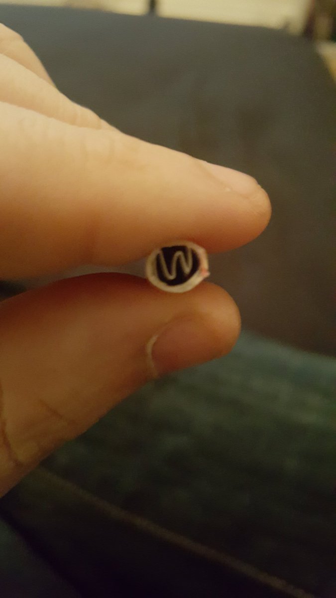 Cameron97Curnew's tweet photo. @SnoopDogg My first time rolling this filter, works like a charm. #WizKhalifa #420blazeit https://t.co/IvvGODFTfD