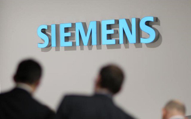 soytecnoprofe's tweet image. Con #educación y #tecnología, #Siemens quiere echar #raíces en #Centroamérica.
Leer más: goo.gl/4MVSbz
#Soytecnoprofe #Educación #TIC
