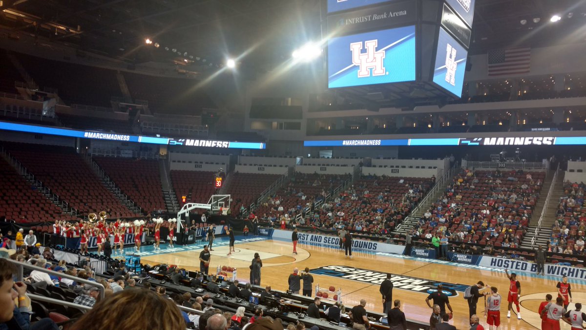StorehouseVCS's tweet photo. So cool to see our city so jazzed about hosting #MarchMadness.   We love #Wichita! https://t.co/P7PggPro2U