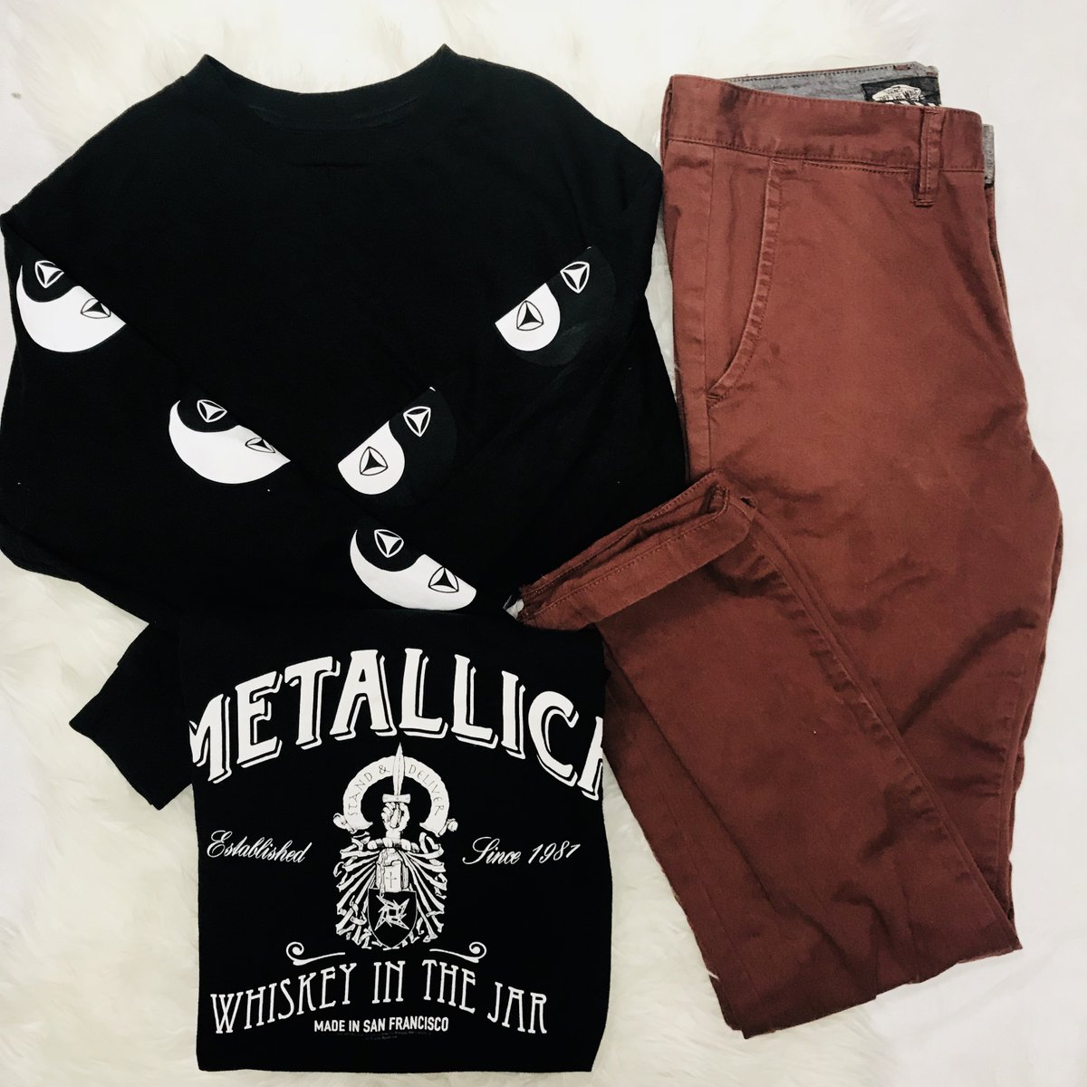 PCTemecula's tweet photo. men’s outfit of the day!
vans pants size 32 $18
active long sleeve size M $14
metallica tshirt size XL $15
#platosclosettemecula #gentlyloved #gentlyused #vans #vansoffthewall #active #activerideshop #mens #mensootd #mensoutfit #mensstyles https://t.co/mEgegfgNYO