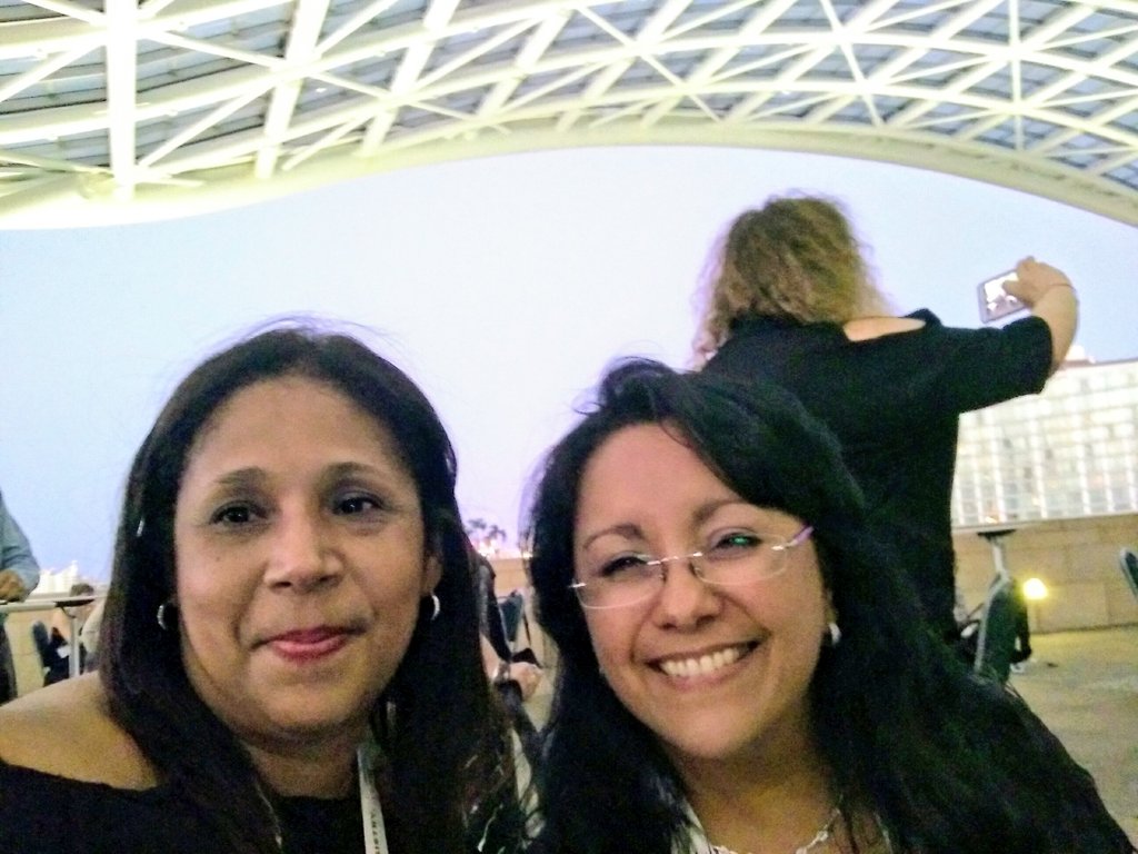 liliandeluque's tweet photo. Cóctel DNS Women @icann61 @ICANN61PR https://t.co/w4OvaM7isN