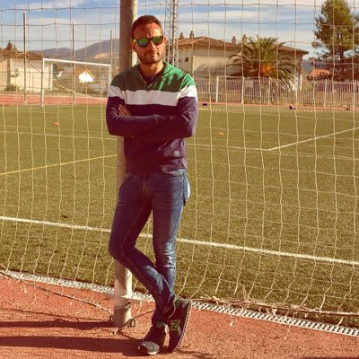 ESANLU83's tweet photo. #NuevaFotoDePerfil https://t.co/ZKMZV7kBxC
