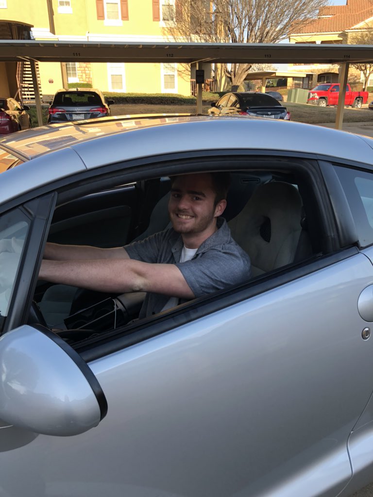 Jaime_Morgan1's tweet image. Happy Early Birthday, Matt! #firstcar #couldntwait #lovesurprises