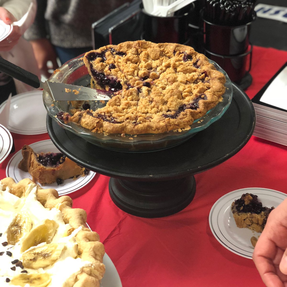 CreateAdGroup's tweet image. #PiDay wouldn’t be complete without tasty treats from #Gjusta and @SaltAndStraw! Now which flavor to pick… #TeamCreate