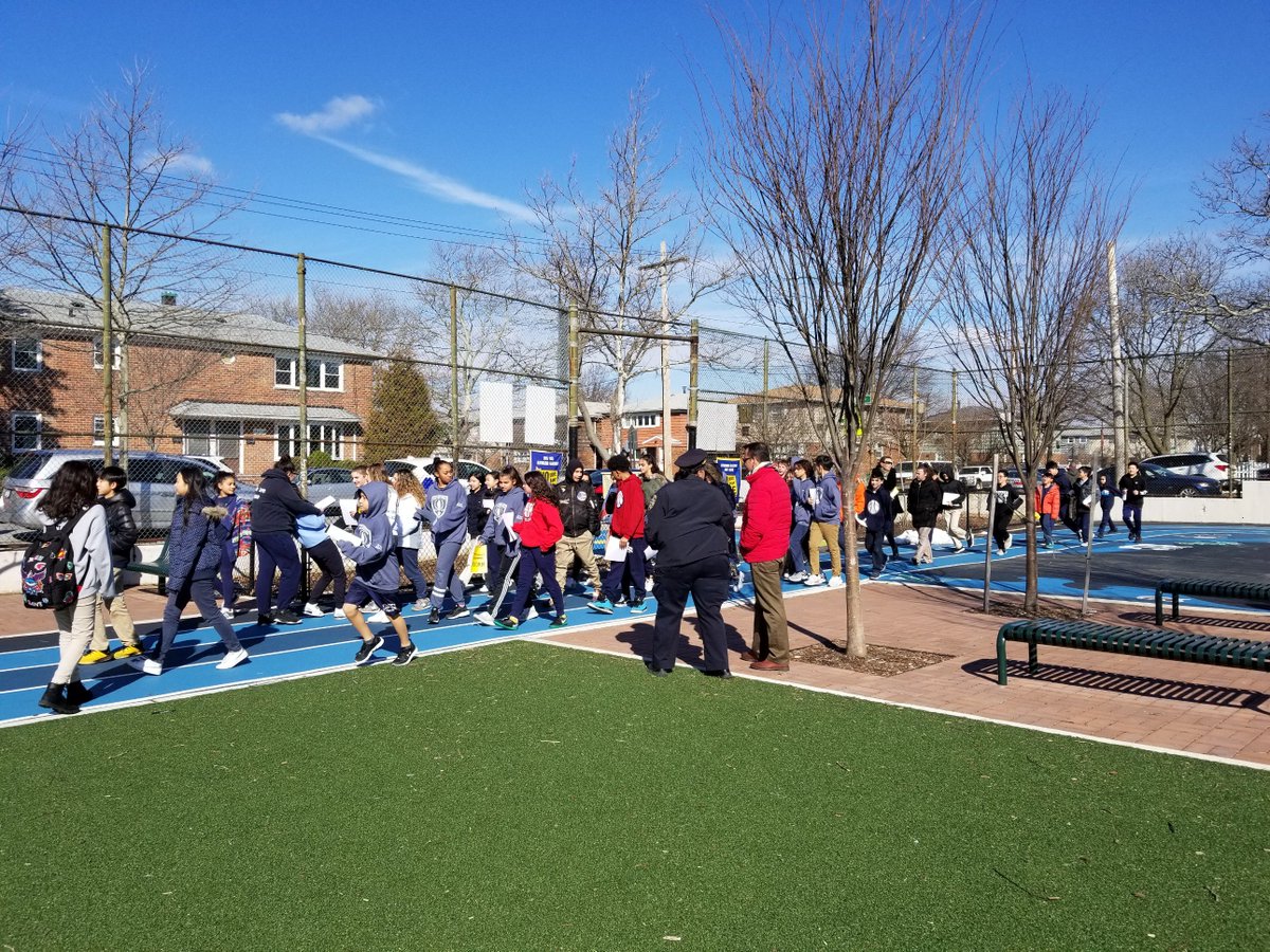 National Walkout Day at JHS 185 with Councilman Vallone @PaulVallone  <a href="/bleekerpride/">Bleeker JHS 185 Official</a>
#NationalWalkoutDay #Enough
