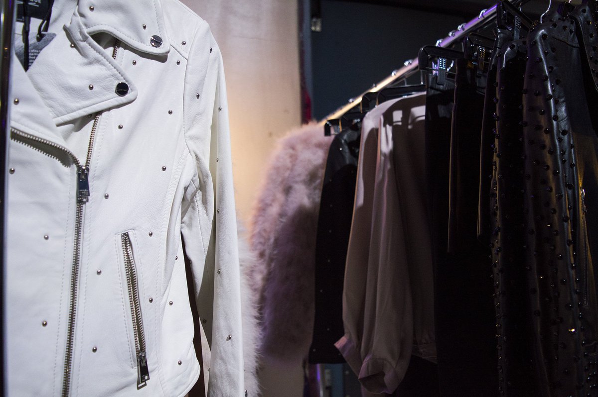 Supportint up and coming Canadian designers with @torontofashionincubator
#ILOVETW
#TWFW18
#ILOVECANADIANFASHION