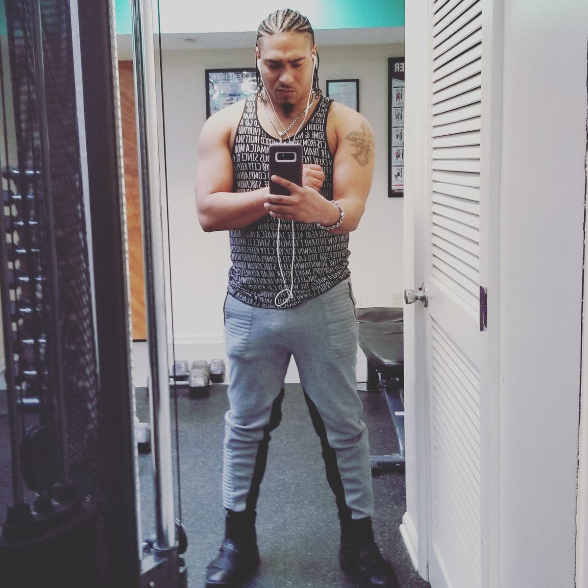 Lex44640542's tweet photo. 💪💪💪😎😋🤘 https://t.co/GH2P7a05PH