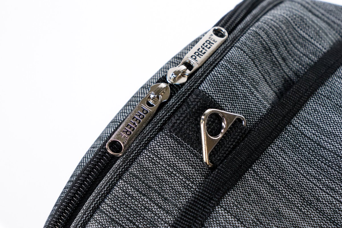 PreferPets's tweet photo. We listen to your feedback! Added special d-rings to hook the shoulder strap and branded extra zippers! Just some of the little things we enhanced, support beams were also improved for a better structure!
Shop ➡️ https://t.co/2Pm3SkF9v9
——
#preferpets #petcarrier https://t.co/w51y6qSIGA