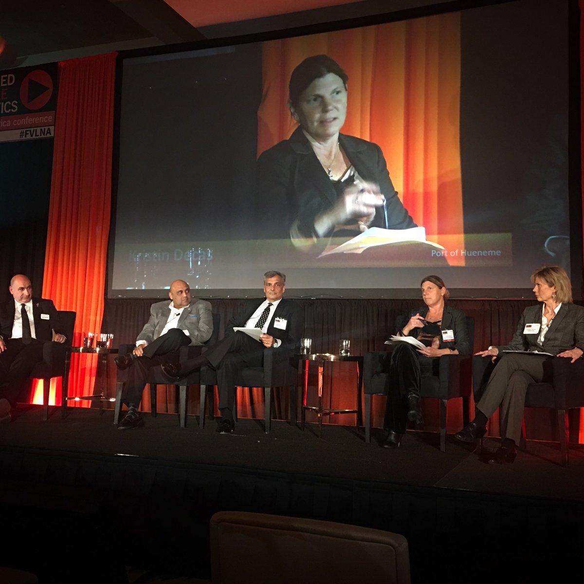 portofhueneme's tweet photo. #PortofHueneme’s CEO & Port Director Kristin Decas shares her views about “Leadership: Inspiring Fresh Ideas and Fresh Thinking” at #FVLNA this afternoon. She touched on the Port’s MAST program and on our partnership with Tesla on Port. @Auto_Logistics
#committedtoinnovation https://t.co/UjbSPseFUY