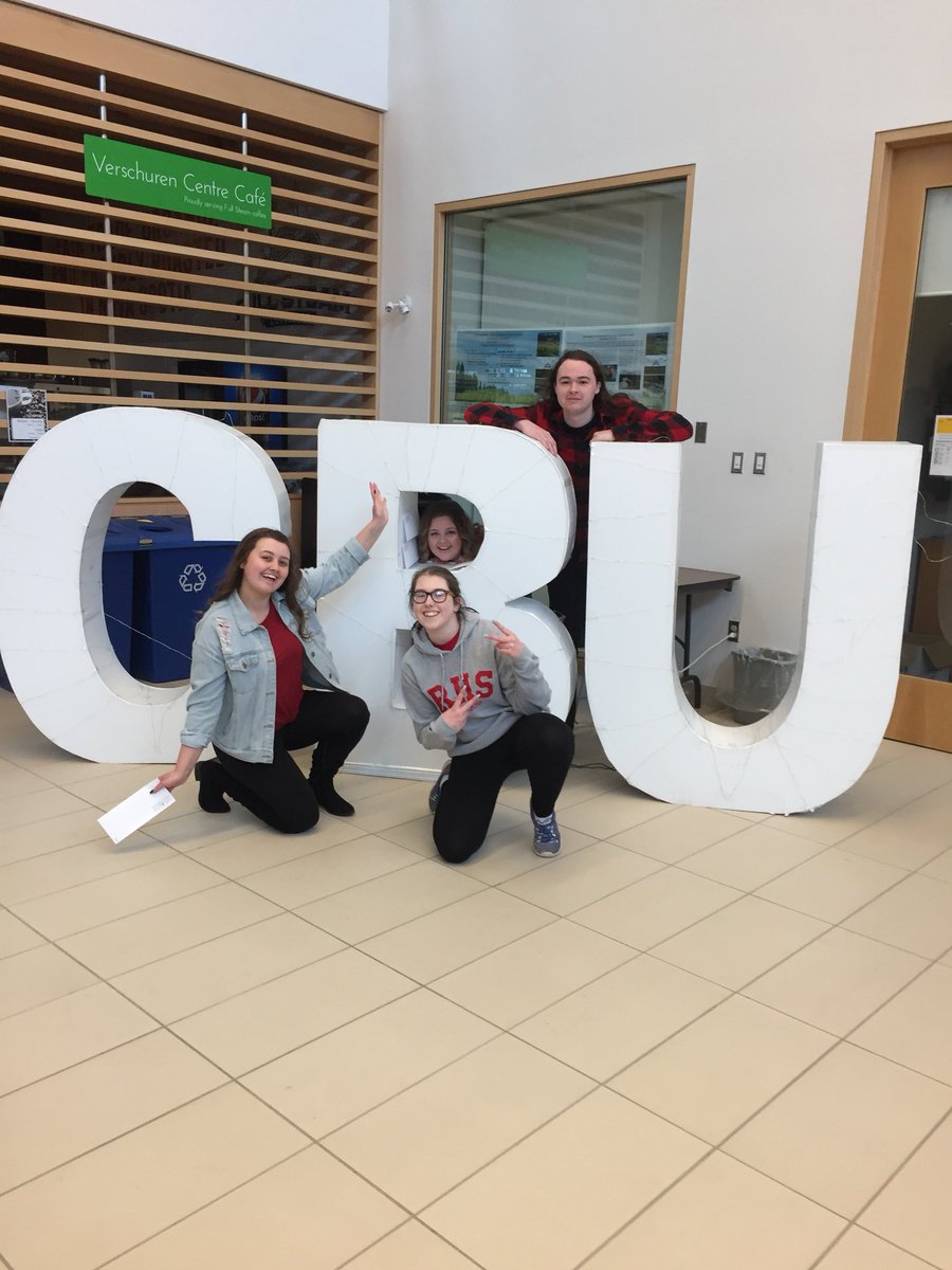 Allison_CBU's tweet photo. Some sweaty, happy highlights from our teams during tonight’s Scavenger Hunt! #CBUWOW 📸 https://t.co/YlCNT4UoTQ