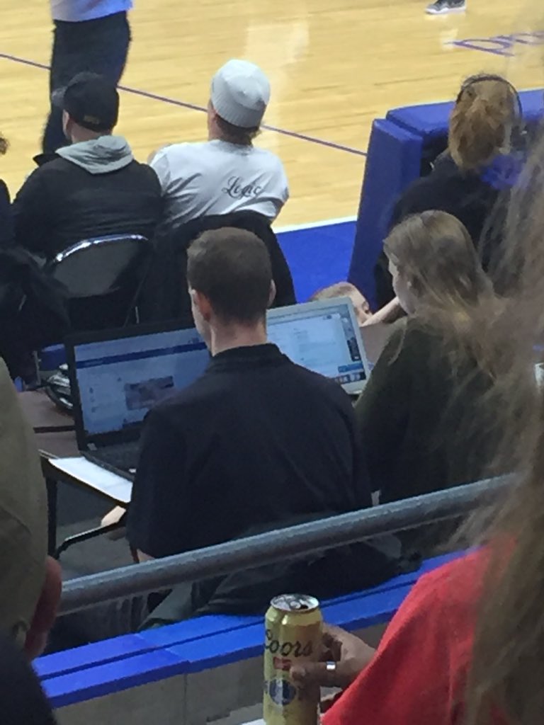 Abbeygrace87's tweet image. tech invention?  Laptops!  seat number 10 in row D, section  14!#titansoftech #titansvsriptide