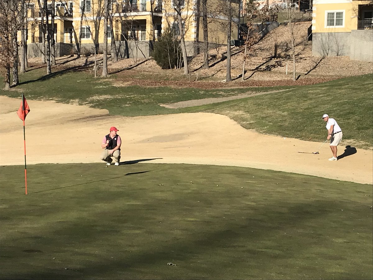 jeffrochegolf's tweet image. Solid start to a great week ahead!  Awesome golf course today @portocima!   @BUMensGolf  #sb2018