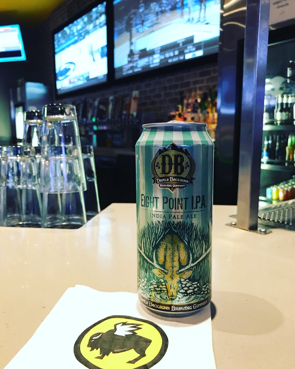 dbbeer_jg's tweet photo. What pairs perfectly with March Madness? You guessed it—Eight Point IPA! Stop by BWWs in Glen Allen and say hey, you don’t want to miss this deal 🍻🏀 Pouring:
👉🏼Vienna Lager
👉🏼Eight Point IPA
👉🏼Trail Angel Weiss
@dbbrewingco @bwwings #VAbeer #marchmadness https://t.co/J4g7XhPeIs