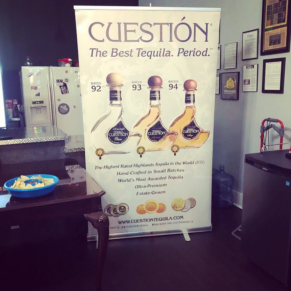 Dev_Digital's tweet photo. Tech&Tequila was a great turnout. You can never go wrong with good drinks and conversation. Big thank you to @CuestionTequila for sponsoring and @SafeSurv for adding to the technology knowledge for the night!
#technology #tequila #networking #socialmedia #devdigital https://t.co/M6kT0cgUf8