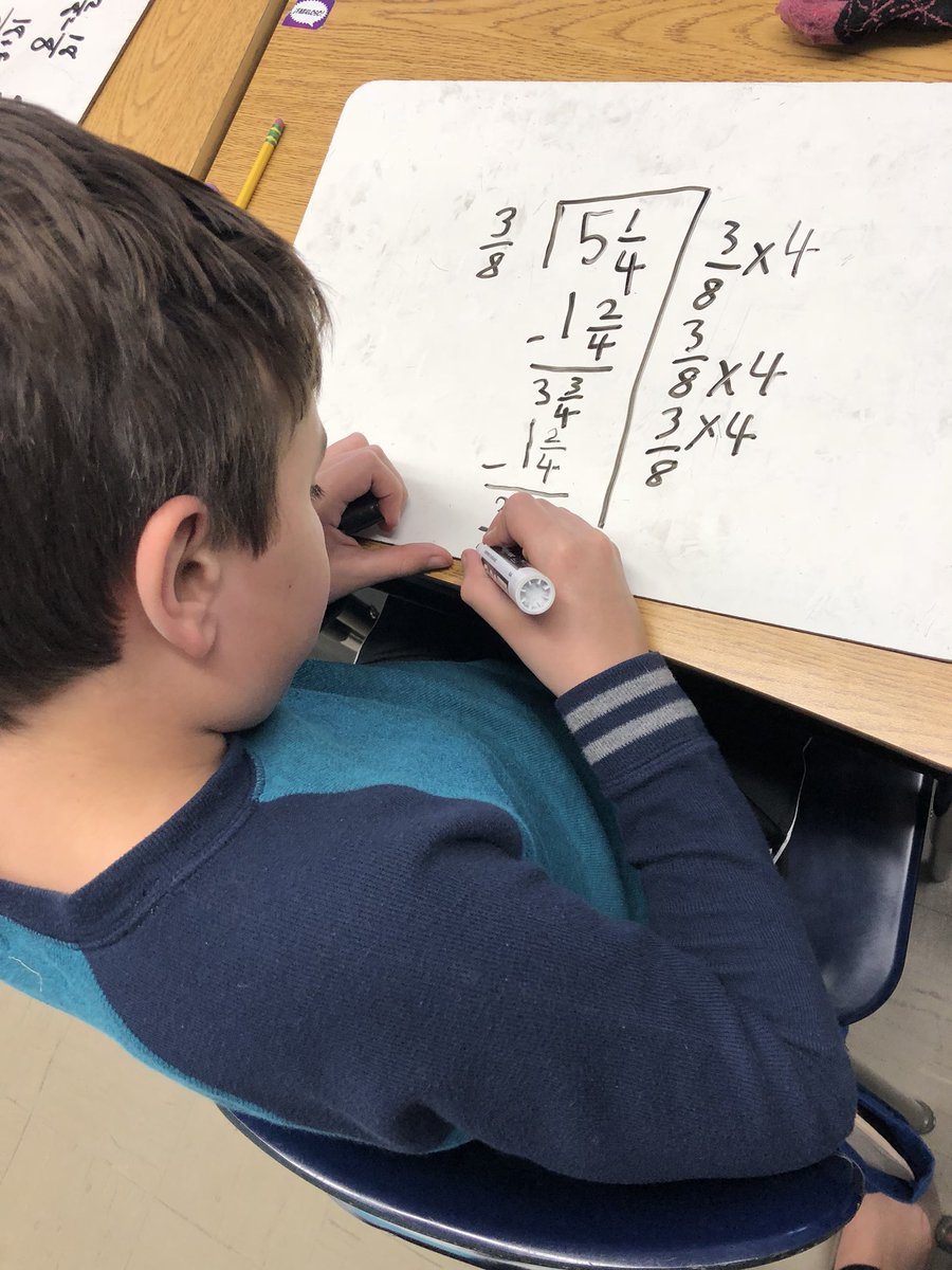 We love investigating 3 act lessons by <a href="/gfletchy/">Graham Fletcher</a>! Ss showing multiple ways to find how many cubes it will take to balance the scale #teamtiger #mtpspride @NutSwampTigers <a href="/abbyfriend79/">Mrs. Friend</a>