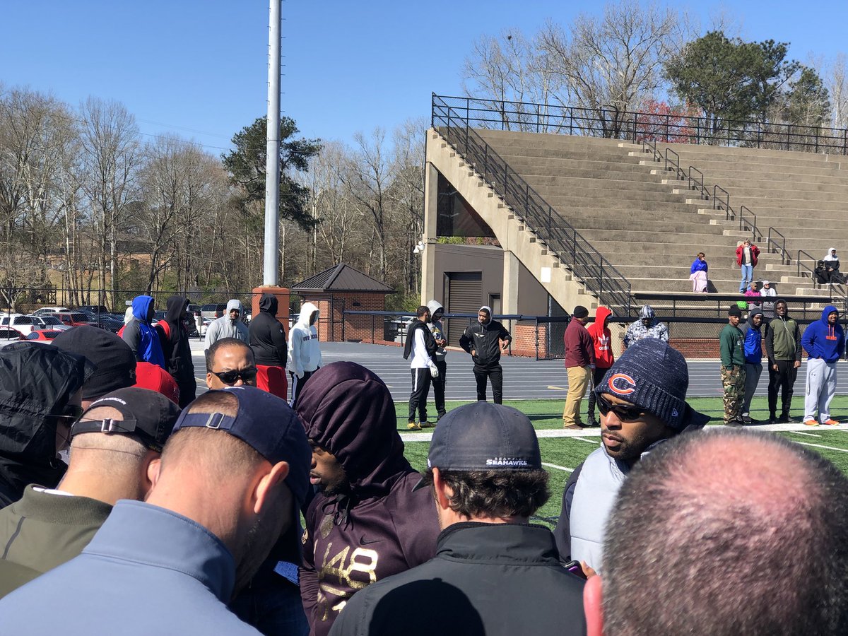 Proud of my West Georgia guys today for showcasing their talents in front of all the NFL Scouts today. #Earnthegoldenticket #u48 #beultimate #uwg #westgeorgia #nflbound #u48combinetraining #NFLDraft2018 @DraftDiamonds @NFLDraft