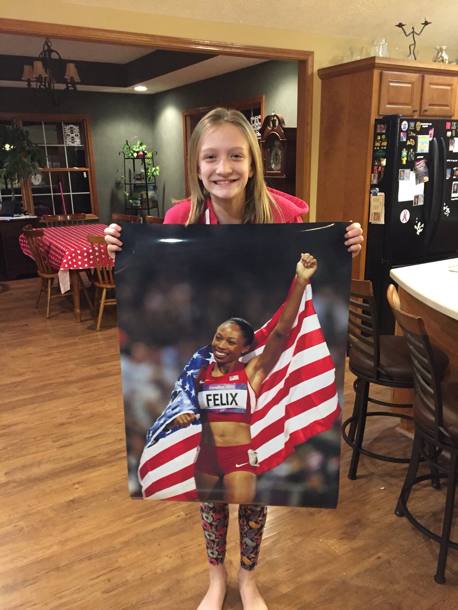 JumpCoachMartin's tweet photo. Emma was super excited that her favorite Olympian @allysonfelix poster came in the mail today! #strongwomen #trackbaby #RoleModel #WomenInSport https://t.co/cujTXpXpo0