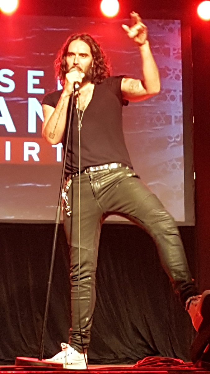 karaellis1's tweet photo. Well that was a smashing night with @rustyrockets. I can't imagine how wired he'd be if he was still on the catfood😂. #russellbrand #re:birth #freedomfromouraddictions #landofleisure #stillhasit https://t.co/AH78qpf3jr