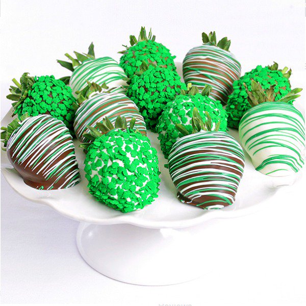 #StPatrickDay #Chocolate Covered Strawberries YUM! GreatGiftsForChocolateLovers.com