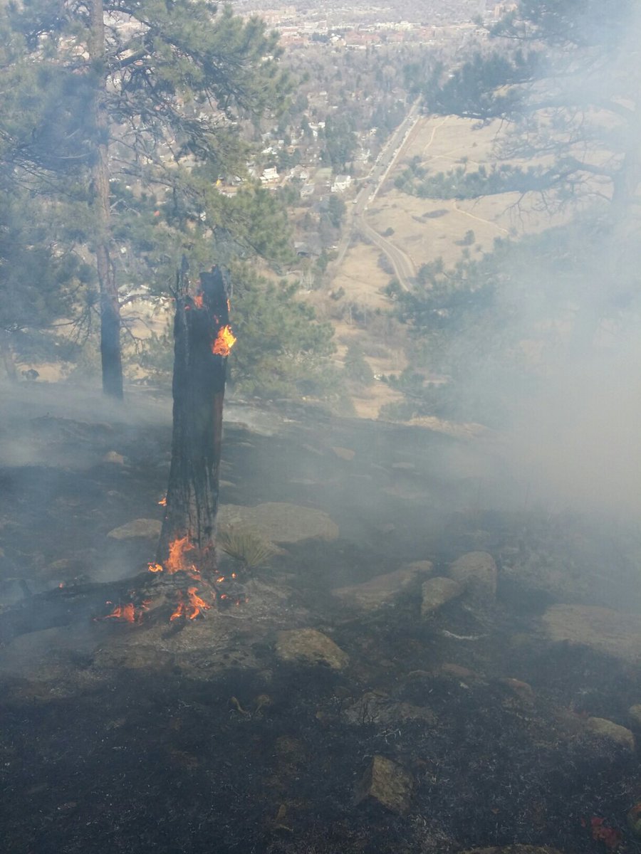 boulder_fire's tweet photo. Flagstaff road is now open in both directions. #GregoryFire is now 50% contained. Firefighters will be on scene all night. https://t.co/ZR0fwYBfky
