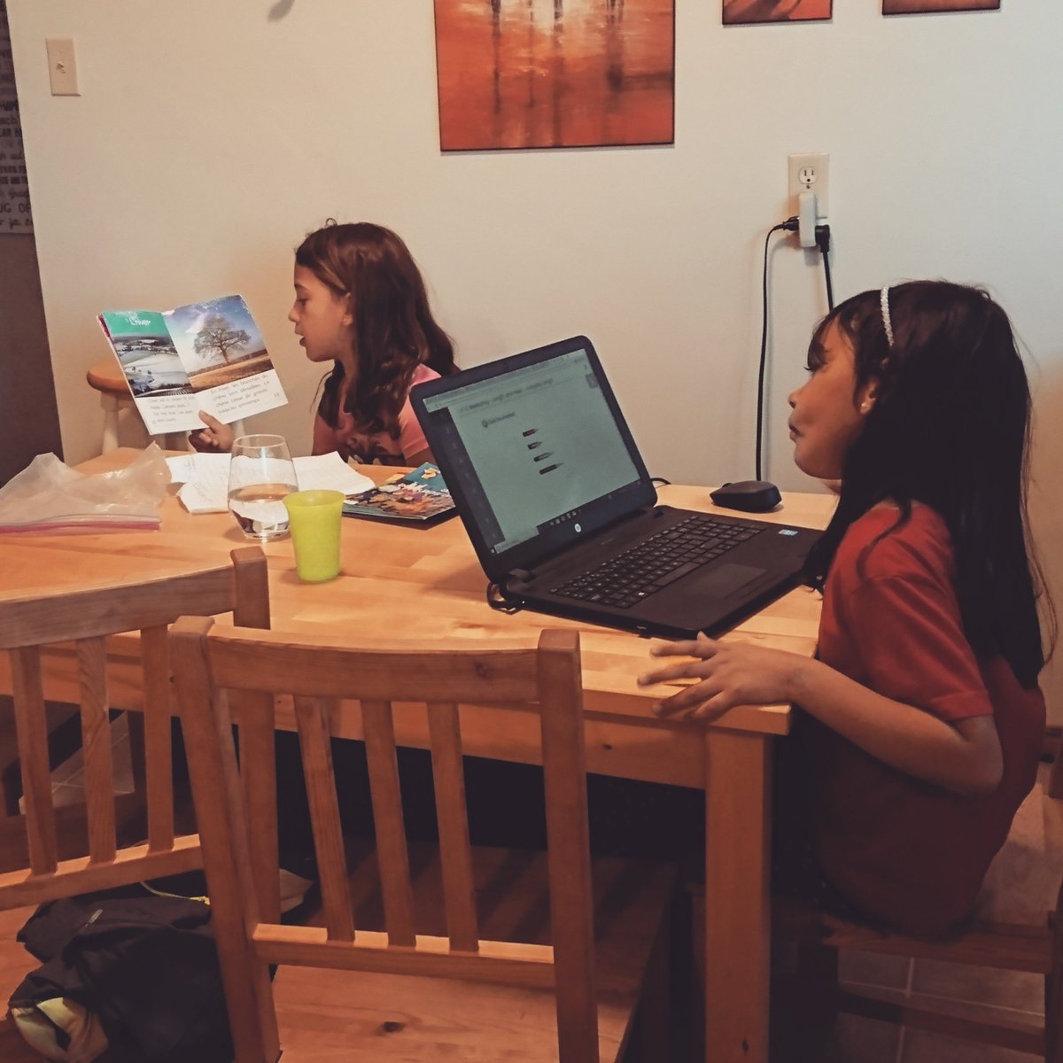 Shaunamac13's tweet photo. #mywhy works on their #numeracy and #literacy skills as this #mama makes dinner! While I love all the #Schools I support, they are still my favourite #mathletes 😉 #family #Mathletics #3plearning #SorryNotSorry https://t.co/Y70wax20iH